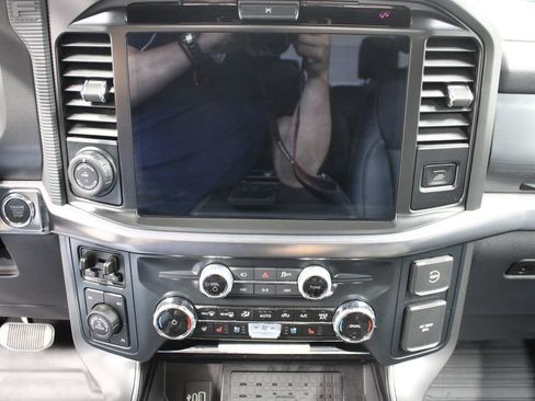 Used 2025 Ford F150 Lariat w/ Equipment Group 502A High AWD/4WD image 20