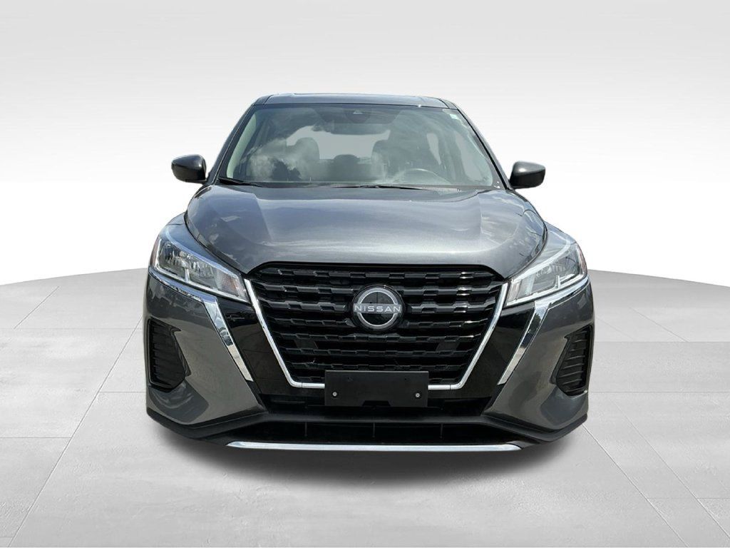 Used 2023 Nissan Kicks S FWD image 15