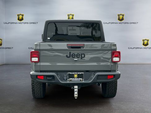 Used 2022 Jeep Gladiator Sport AWD/4WD image 4