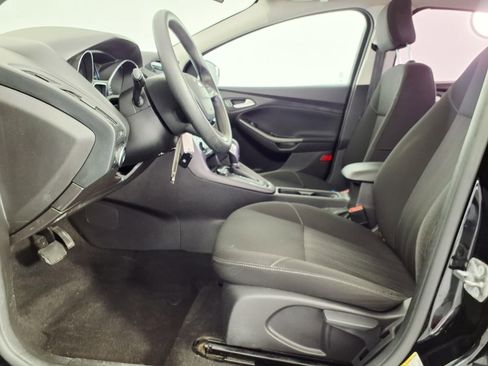 Used 2017 Ford Focus SEL image 12