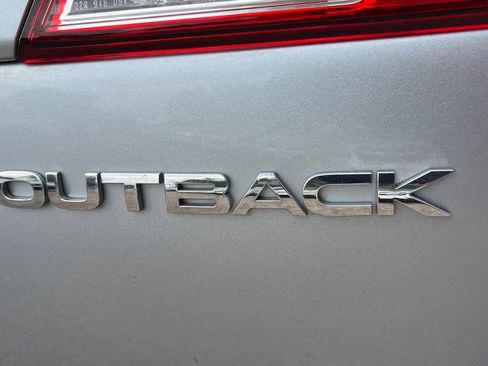 Used 2012 Subaru Outback 2.5i Limited w/ Moonroof Pkg image 24