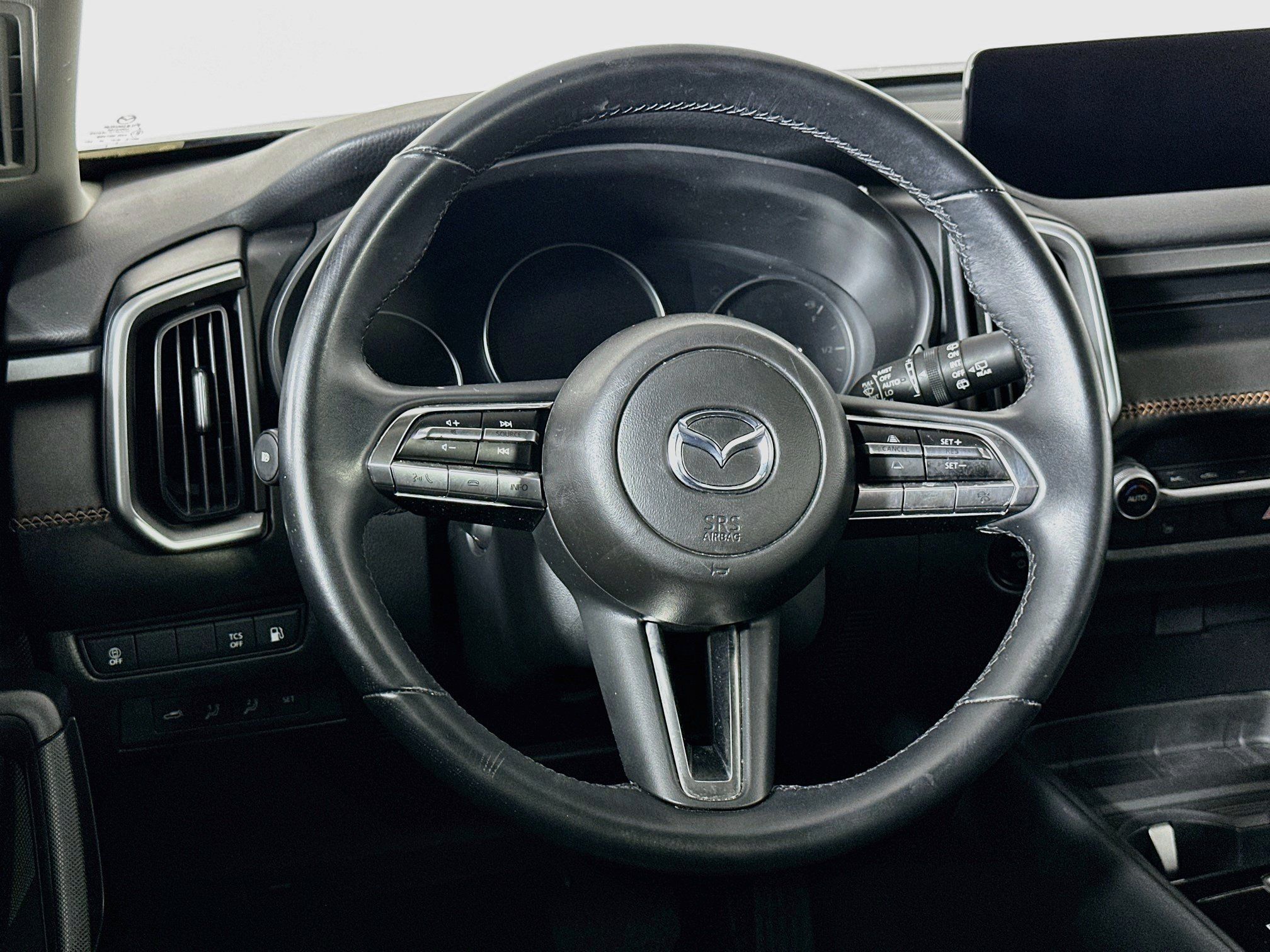 Used 2025 MAZDA CX-50 AWD 2.5 Hybrid w/ Premium Pkg image 18