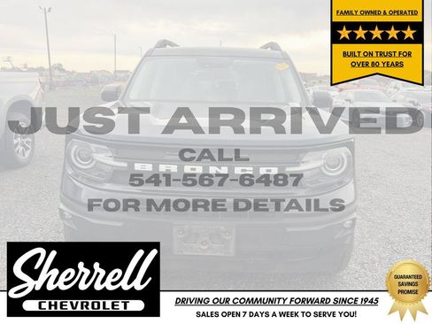 Used 2022 Ford Bronco Sport Outer Banks w/ Tech Package AWD/4WD image 2