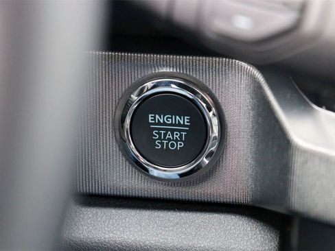 New 2026 Ford F250 Platinum w/ Tremor Off-Road Package image 15