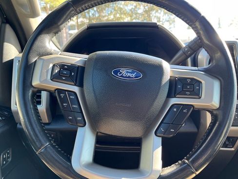 Used 2021 Ford F250 Lariat w/ Tremor Off-Road Package image 28