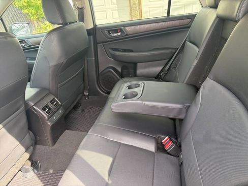 Used 2017 Subaru Outback 2.5i Limited AWD/4WD image 35