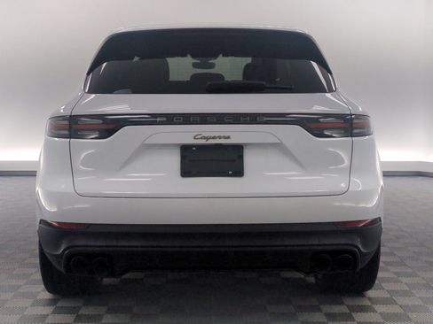Certified 2022 Porsche Cayenne Platinum Edition AWD/4WD image 11