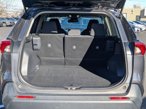 Used 2024 Toyota RAV4 LE image 32