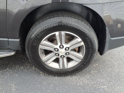 Used 2017 Chevrolet Traverse LT image 17