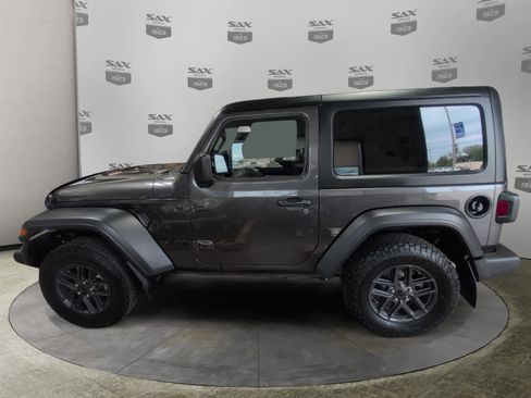 Used 2024 Jeep Wrangler Sport S image 2