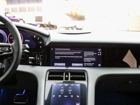 Certified 2025 Porsche Taycan image 17