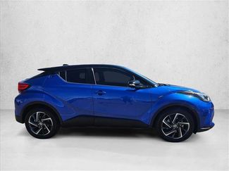 Used 2021 Toyota C-HR Limited video 4