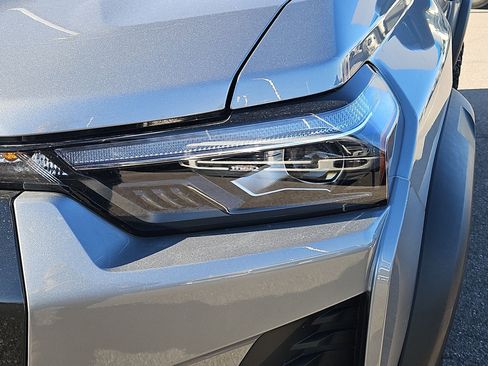 Used 2025 Chevrolet Colorado ZR2 image 10