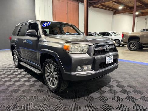 Used 2011 Toyota 4Runner Limited AWD/4WD image 6