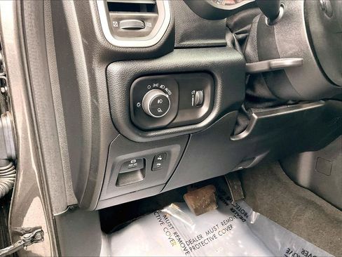 Used 2020 RAM 1500 Big Horn image 25