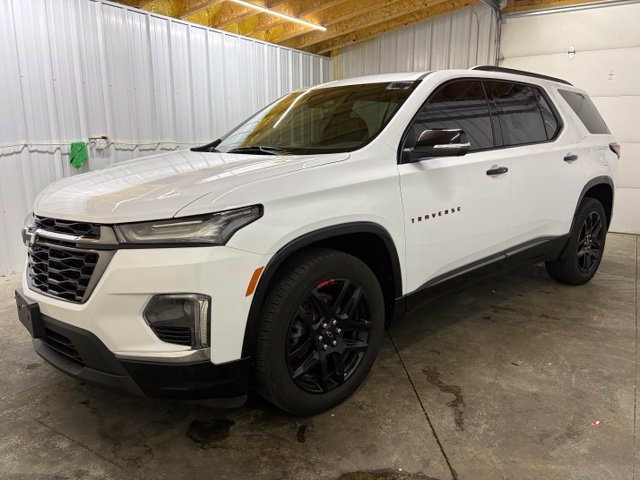 Used 2023 Chevrolet Traverse Premier w/ Redline Edition AWD/4WD image 3