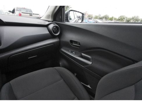 Certified 2025 Nissan Kicks Play S FWD image 12