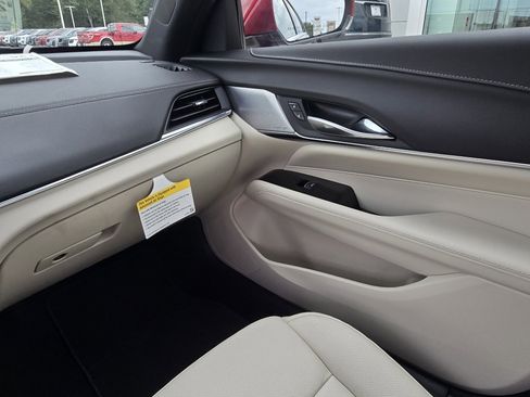 New 2025 Cadillac CT4 Premium Luxury image 21