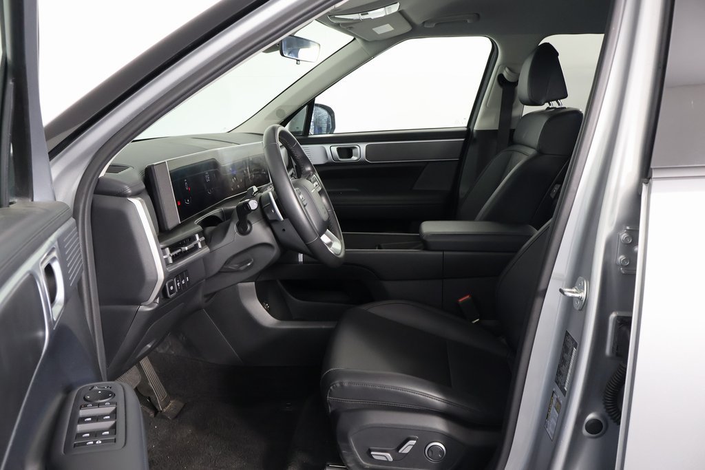 Used 2026 Hyundai Santa Fe SEL AWD/4WD image 10