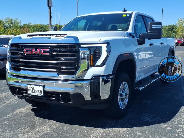 Used 2026 GMC Sierra 2500 Pro w/ 1SA Pro Safety Plus Package AWD/4WD image 1