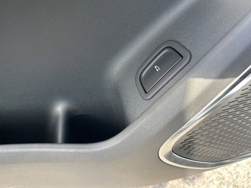 New 2026 Chevrolet Traverse RS image 10