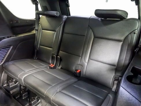 Certified 2022 Chevrolet Tahoe Z71 w/ Luxury Package image 17