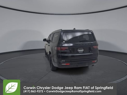 Used 2025 Jeep Wagoneer Series II w/ Premium Group I AWD/4WD image 12