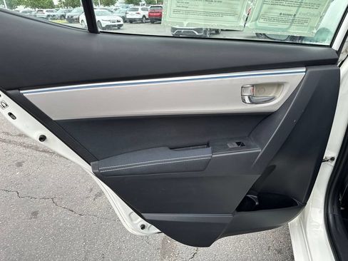 Used 2016 Toyota Corolla LE FWD image 31