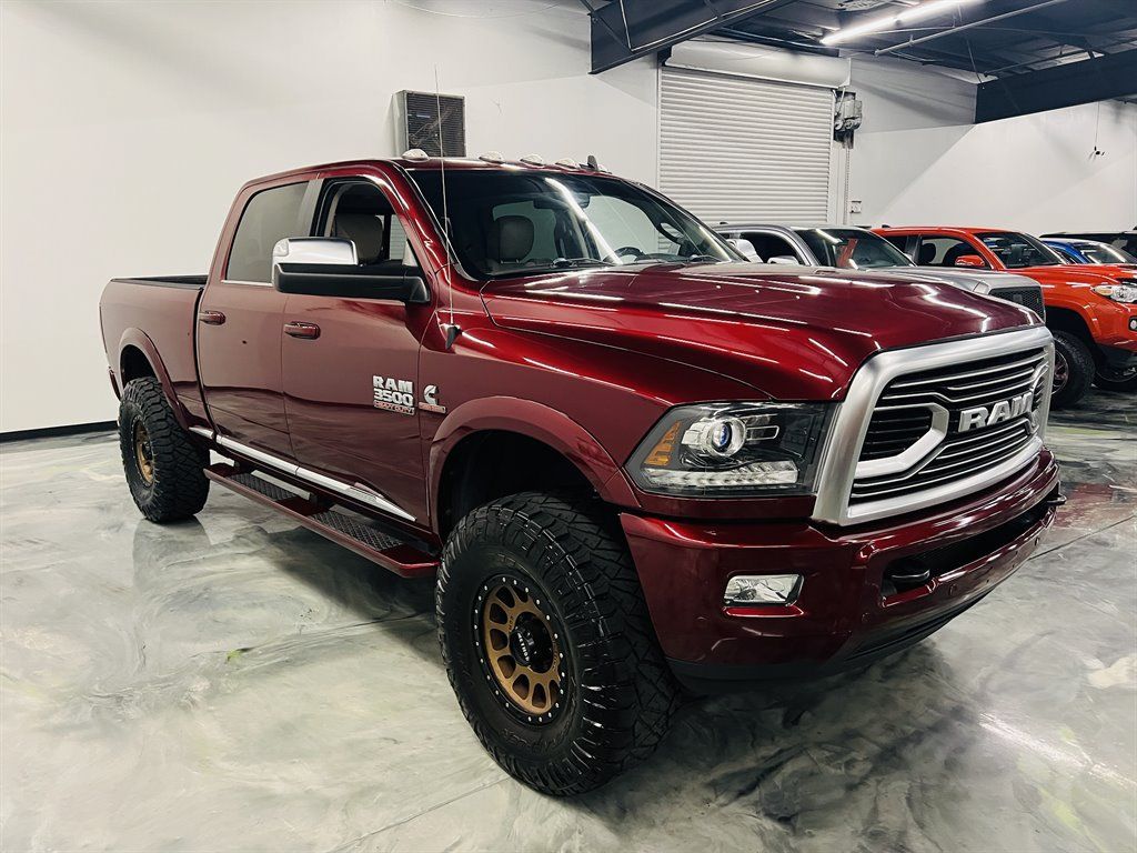 Used 2018 RAM 3500 Laramie Longhorn AWD/4WD image 3