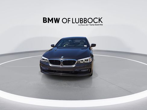 Used 2018 BMW 540i xDrive AWD/4WD image 3
