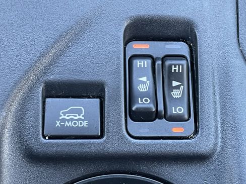 Used 2020 Subaru Crosstrek 2.0i Premium w/ Moonroof Package 2 image 27