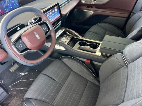 New 2026 Lincoln Nautilus Black Label image 8