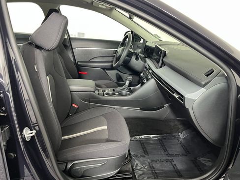 Used 2025 Hyundai Sonata SE image 17