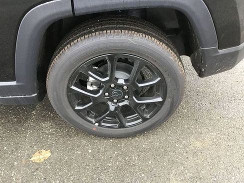 New 2026 Jeep Compass Latitude w/ Quick Order Package 29K image 10