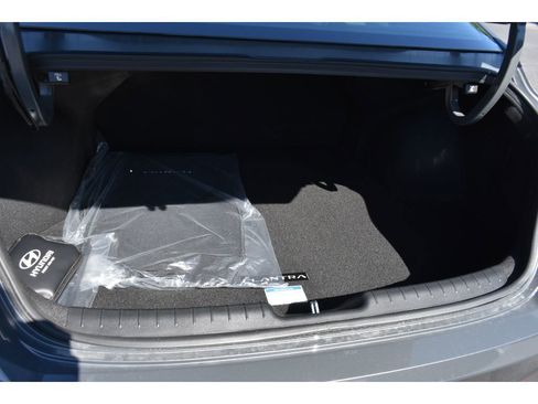 New 2025 Hyundai Elantra Blue image 14