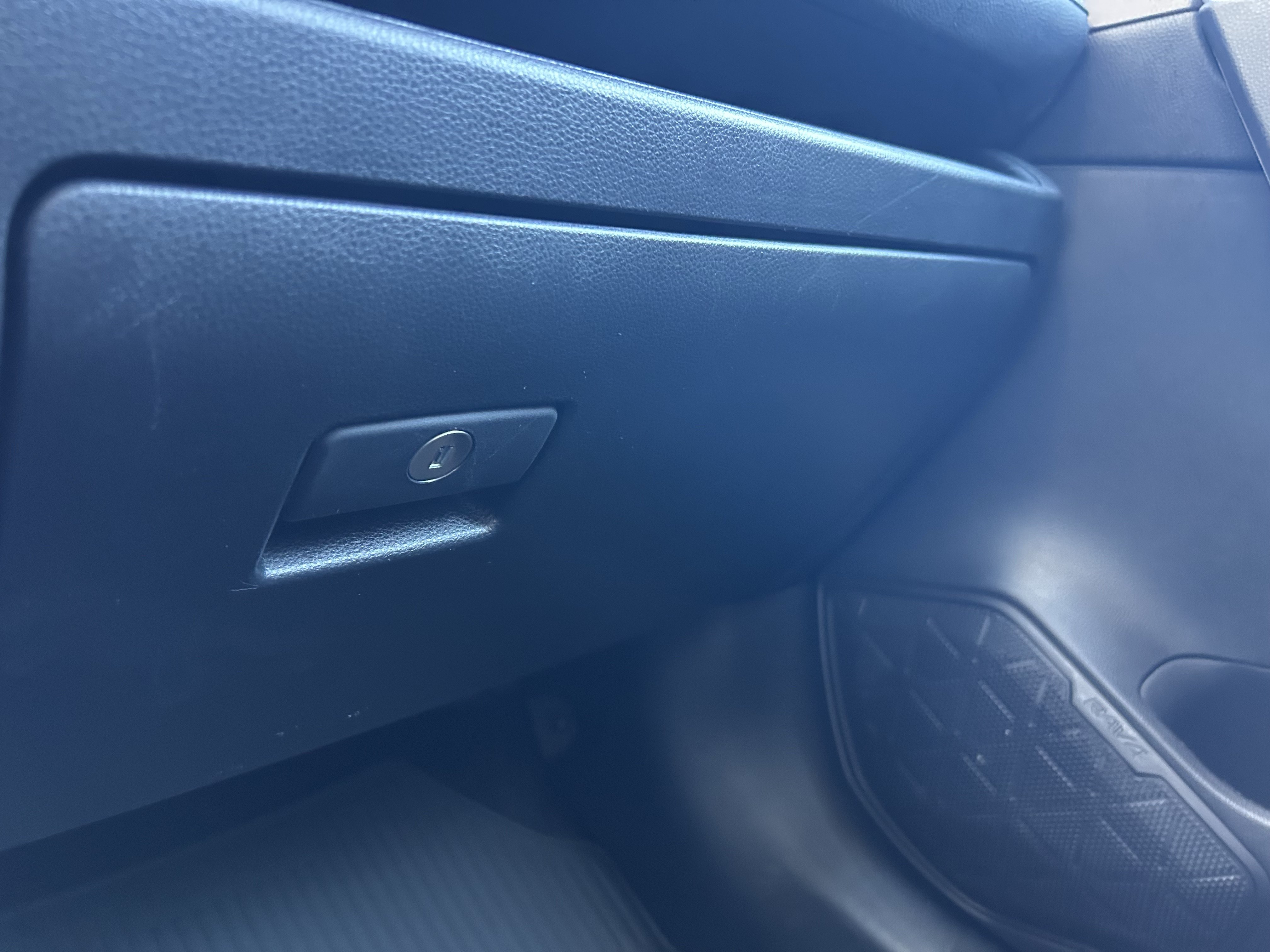 Certified 2025 Toyota RAV4 XLE AWD/4WD image 28