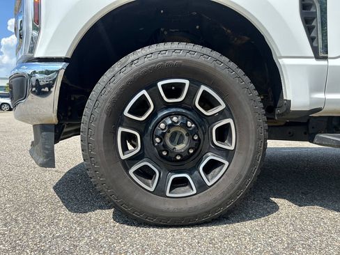 Used 2024 Ford F250 Lariat AWD/4WD image 7