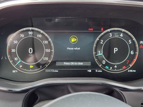 Used 2026 Jaguar F-PACE R-Dynamic S AWD/4WD image 15