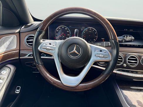 Used 2018 Mercedes-Benz S 560 4MATIC Sedan image 22