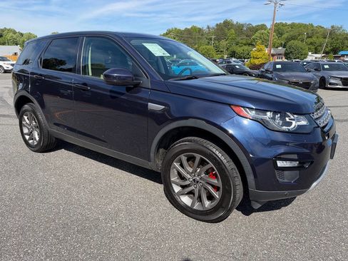 Used 2016 Land Rover Discovery Sport HSE AWD/4WD image 6