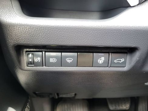 Used 2021 Toyota RAV4 XLE w/ Convenience Package AWD/4WD image 23