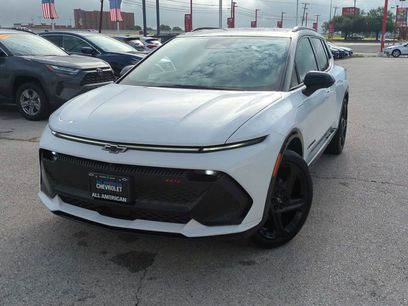 Used 2024 Chevrolet Equinox EV RS w/ Active Safety Package 3