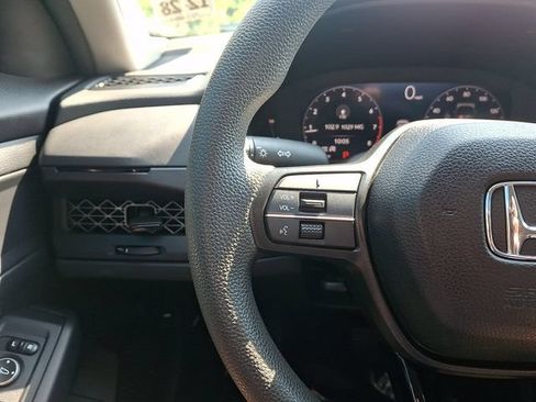 Used 2024 Honda Accord LX image 20