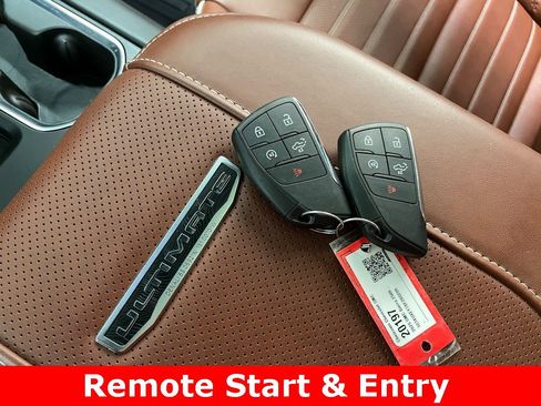 Used 2025 GMC Sierra 2500 Denali Ultimate w/ Max Trailering Package image 8