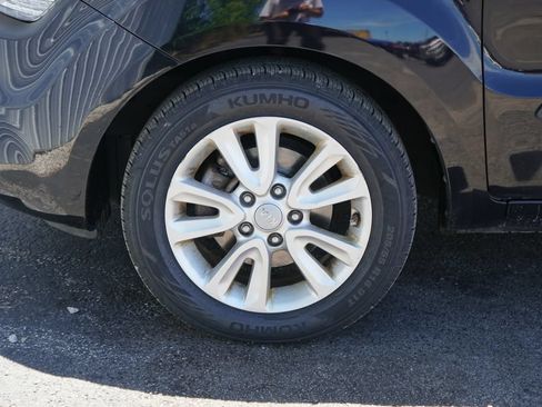 Used 2013 Kia Soul FWD image 6