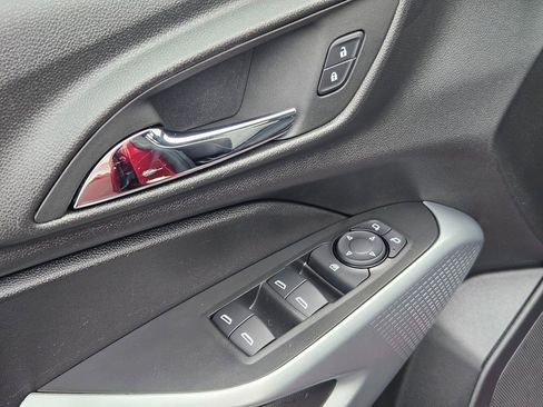 Certified 2024 Chevrolet Trax LS FWD image 8