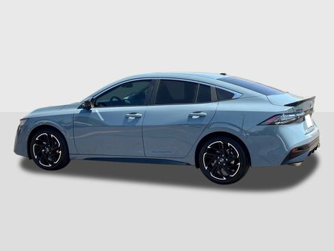 New 2026 Nissan Sentra SR FWD image 3