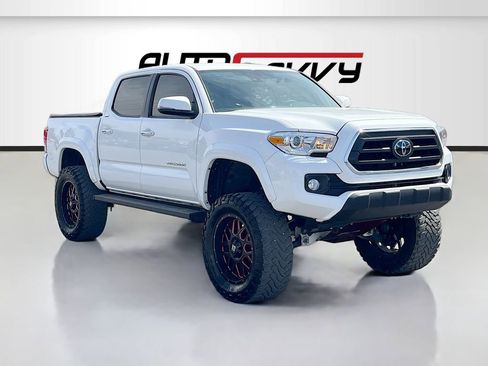 Used 2023 Toyota Tacoma SR5 RWD image 1