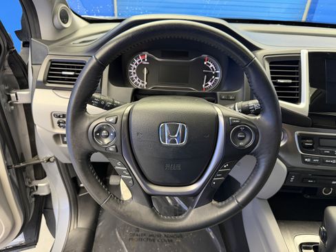 Used 2018 Honda Pilot EX-L image 14