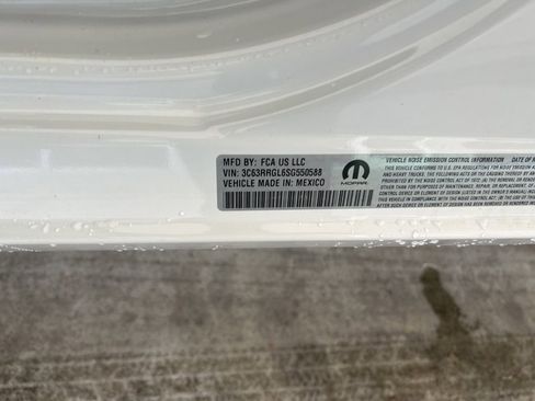 Used 2025 RAM 3500 Tradesman w/ Chrome Appearance Group image 41